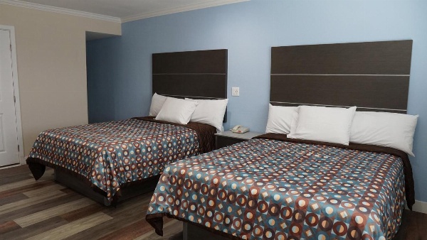 Sea Breeze Inn image 7